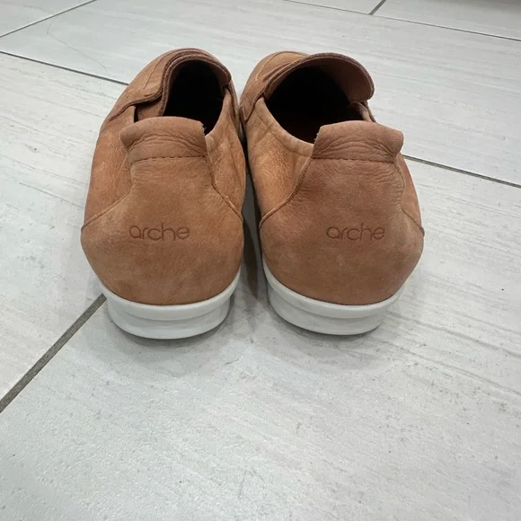 Arche Women’s Tan Loafers - Picture 2 of 11